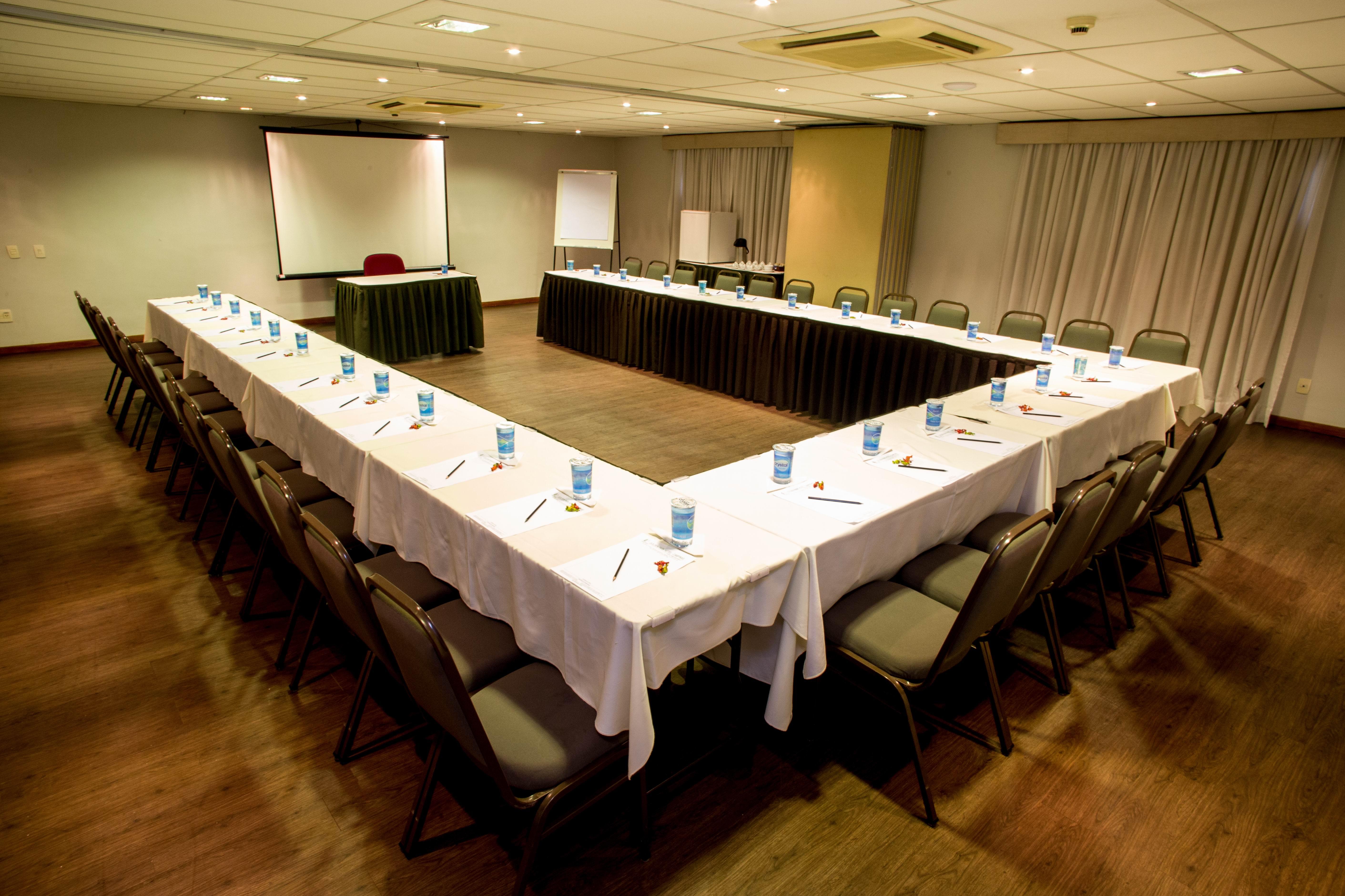 Hotel Golden Park Campinas Viracopos By Nacional Inn Extérieur photo